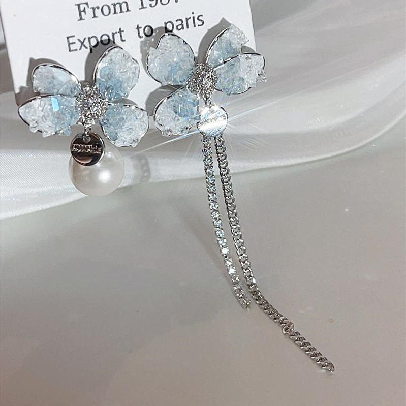 Women's Crystal Butterfly Elegant High-grade Sier Needle Light Luxury Earrings