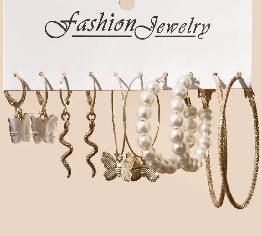 Women's French Retro Circle Pearl For Stud Earrings