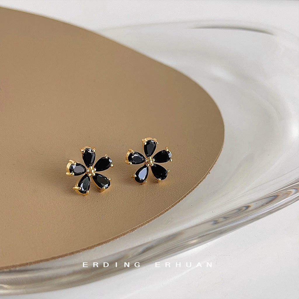 High-grade Temperament Micro Inlaid Zircon Black Small Flower Sier Plated Earrings