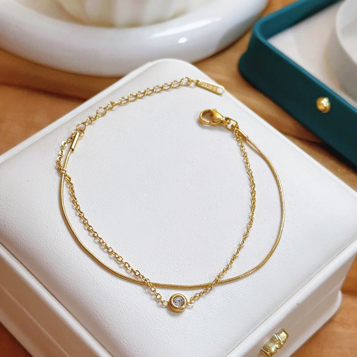 Women's Mei Chen Gold Simple Versatile Personality Affordable Luxury Bracelets