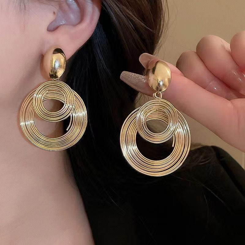 Women's Round High-grade Light Luxury Minority Design Tassel Earrings
