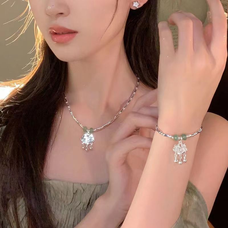 Safety Lock Female Ethnic Light Luxury Minority Pendants