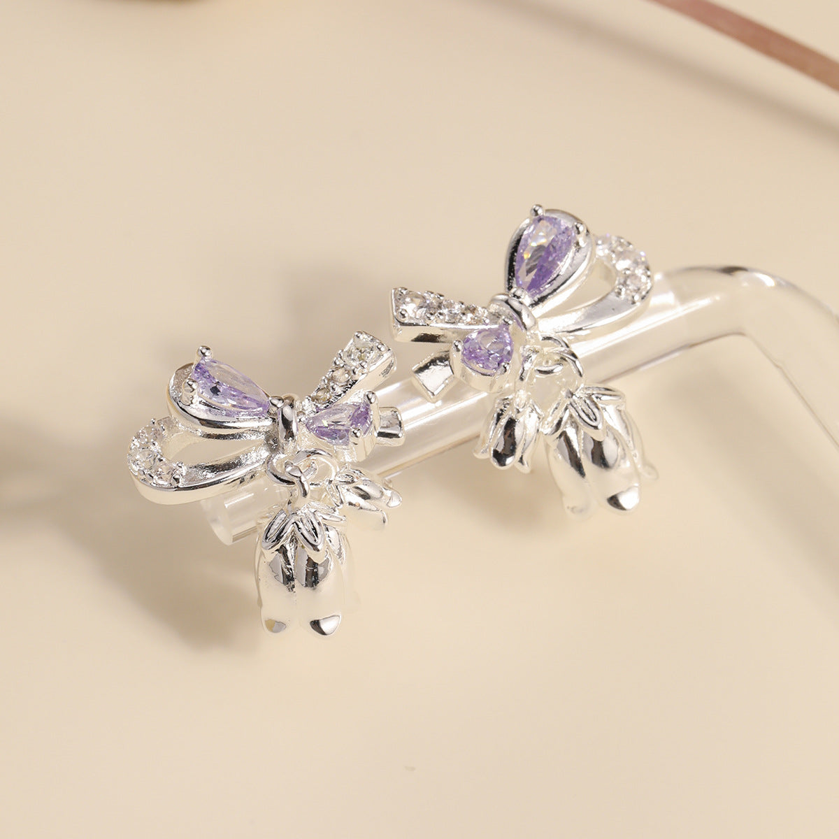 Sier Needle Light Luxury Zircon Bow Flower Niche Sweet Design Earrings