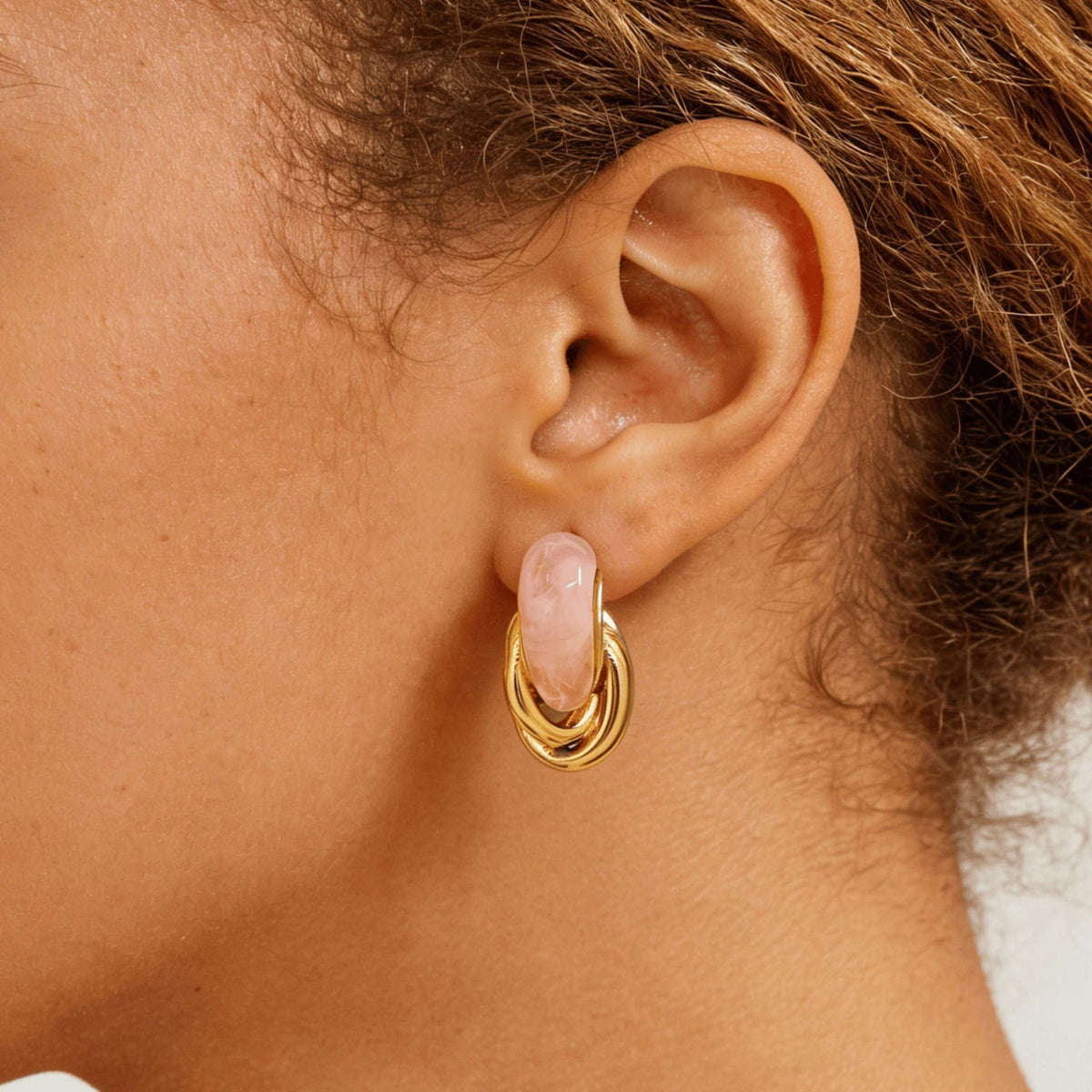 Women's Style Retro Metal Twist Niche Design Gentle Graceful High-grade Earrings