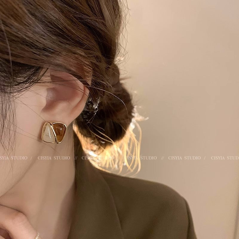 Women's Sier Needle Light Luxury French Retro Geometric Pearl Heart Earrings