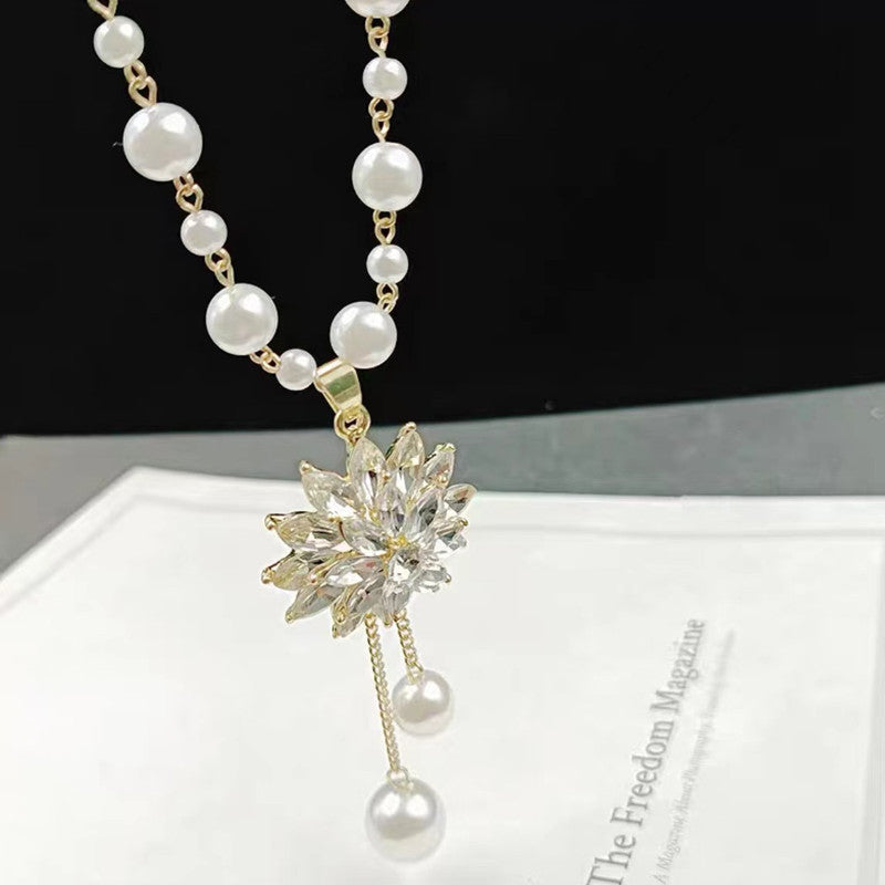 Women's Pearl Sweater Chain Long Design Niche Necklaces