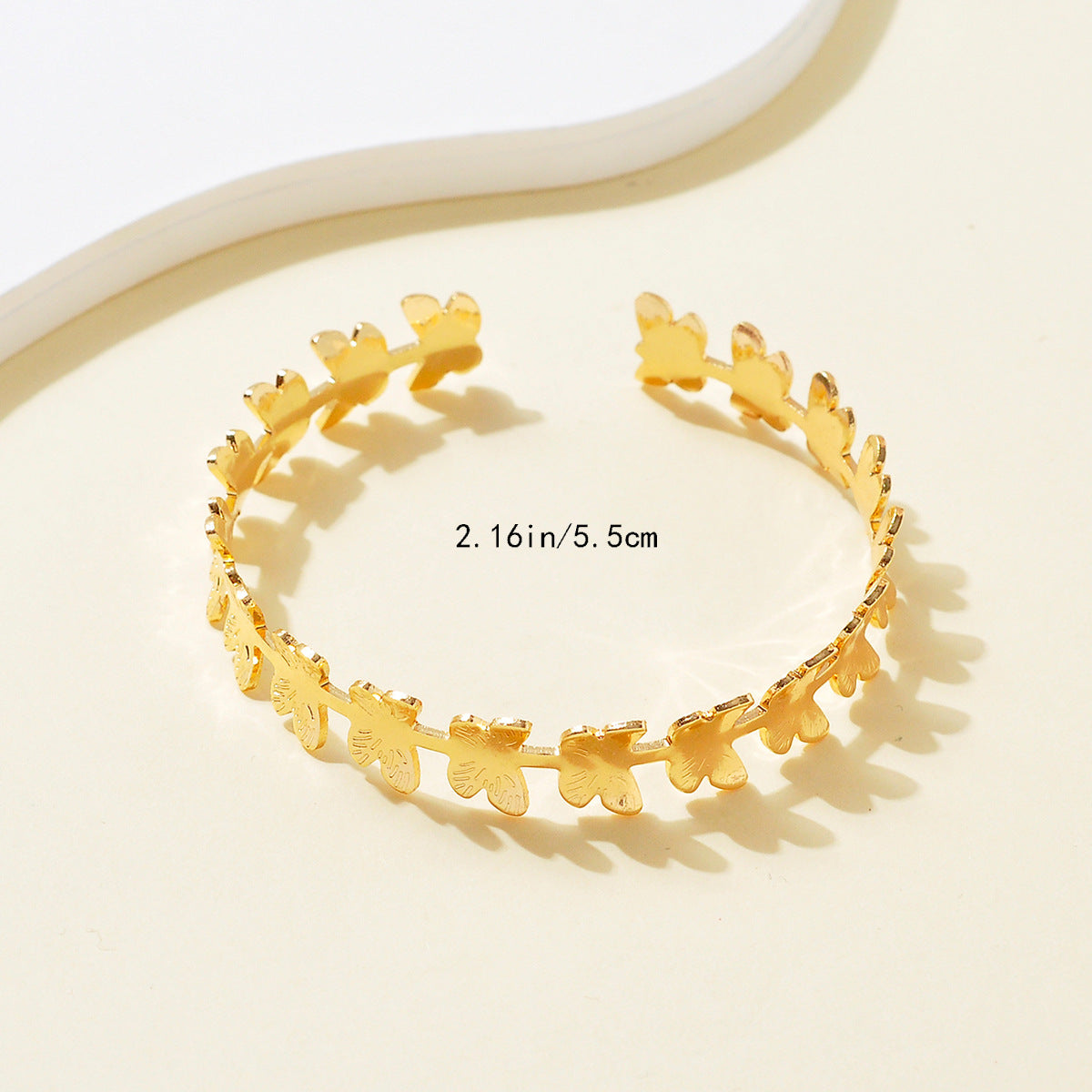 Winding Hollow Open-end High-grade Light Luxury Bracelets
