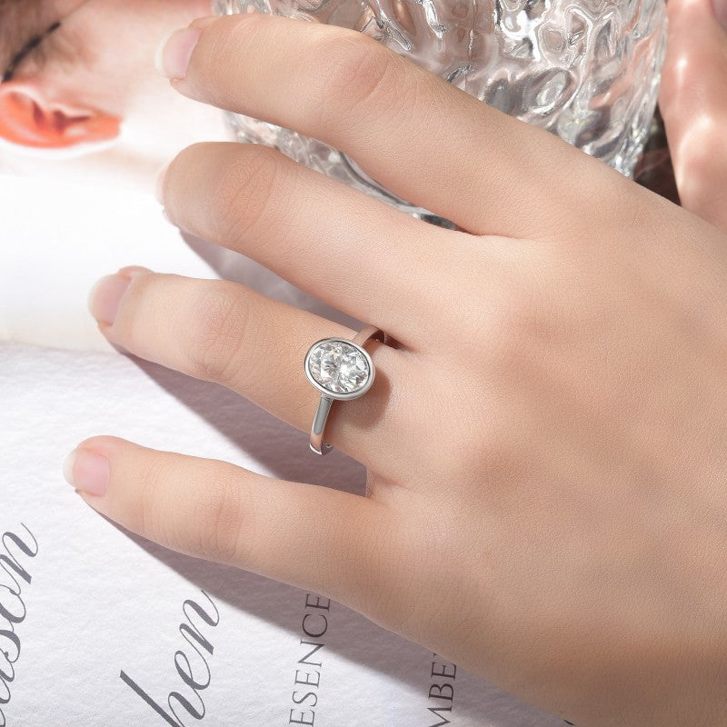 2 Carat Oval D-Color VVS1 Moissanite Solitaire Engagement Ring in Sterling Silver with 18K Gold Plating