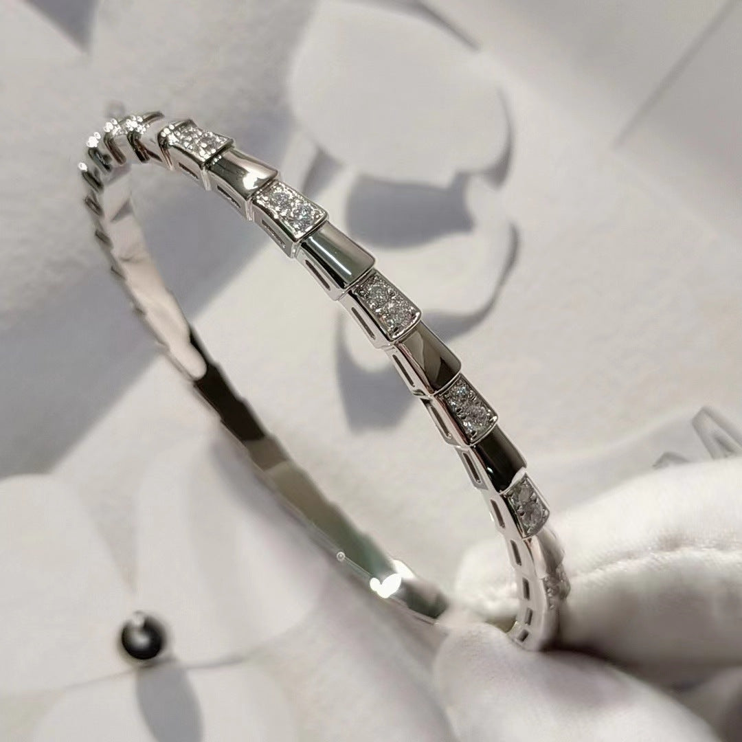 Gold High Version White Shell Snake-shaped Bracelet