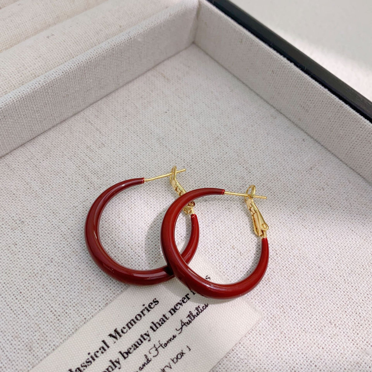 Enamel Drip Glazed Ear Mild Luxury Earrings