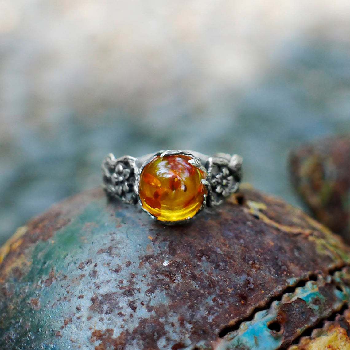 Thai Sier Water Drop Amber Beeswax Inlaid Simple Rings