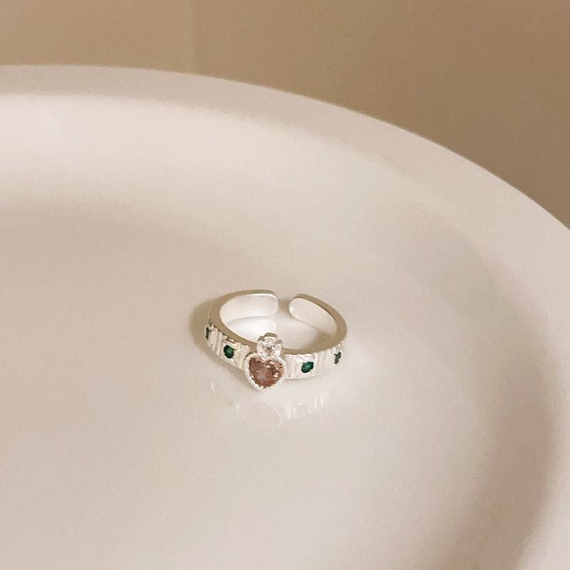 Love Heart-shaped Female Summer Light Luxury Minority Design Sense Ring