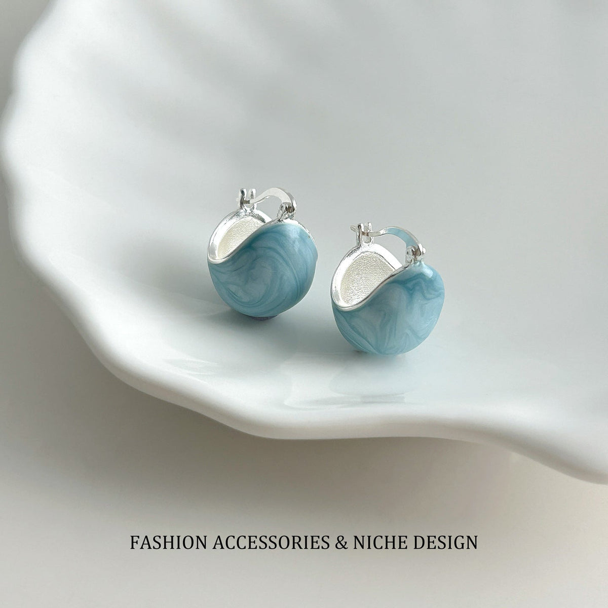 Semicircle Drop Oil Blue Dopamine Ear Clip Earrings