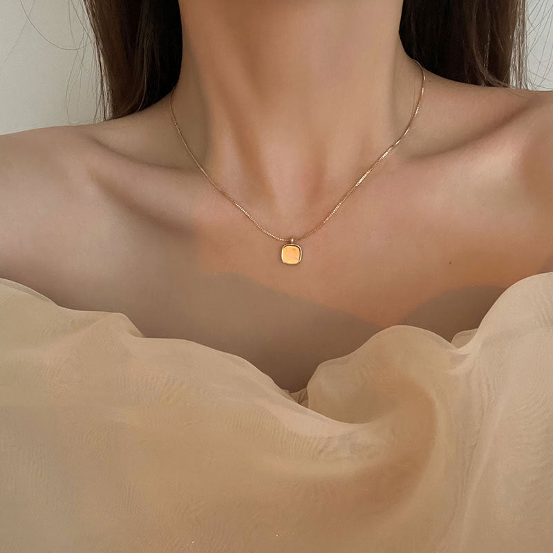 Shell Fashionable Simple Temperamental Minority Design White Stylish Necklace