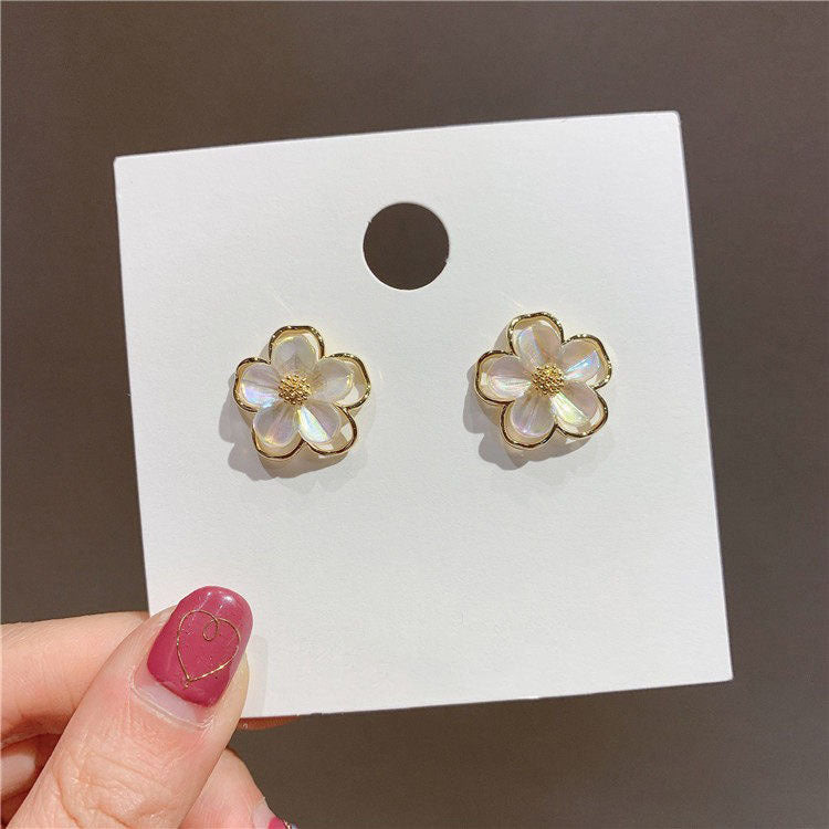 Women's Luxury Camellia Design Drip Glazed Flower Fashionable High-grade Earrings