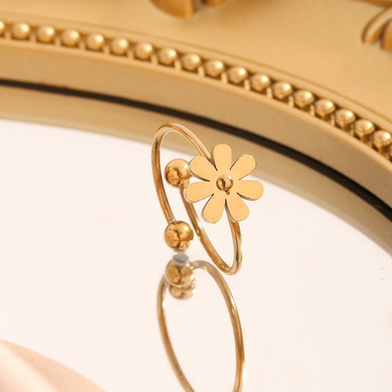 Daisy Female Clavicle Chain Simple Sunflower Sweater Cold Style Necklaces