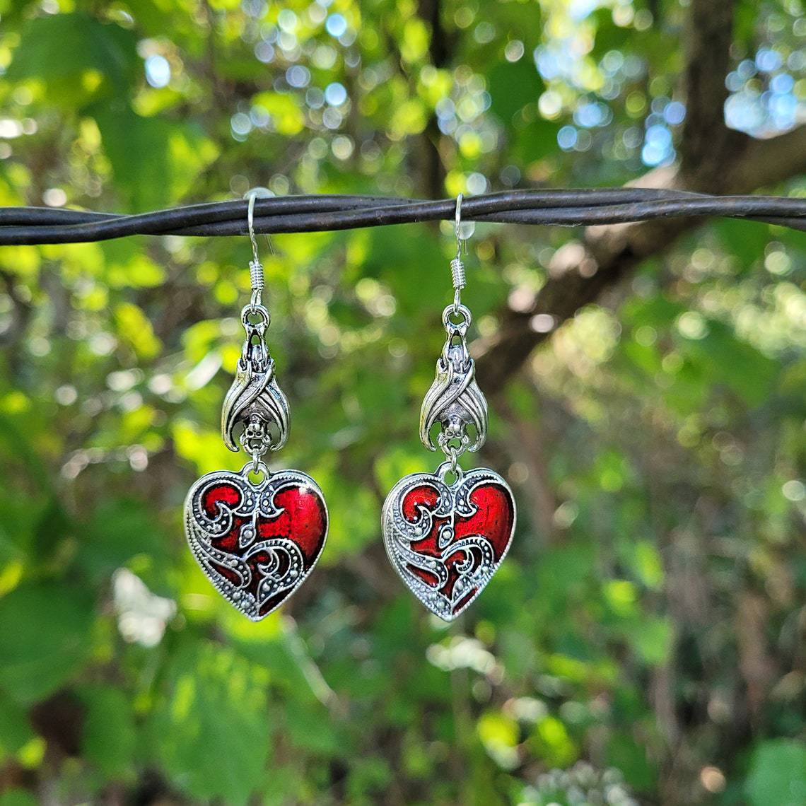 Elegant Innovative Fashion Bat Red Heart Rings