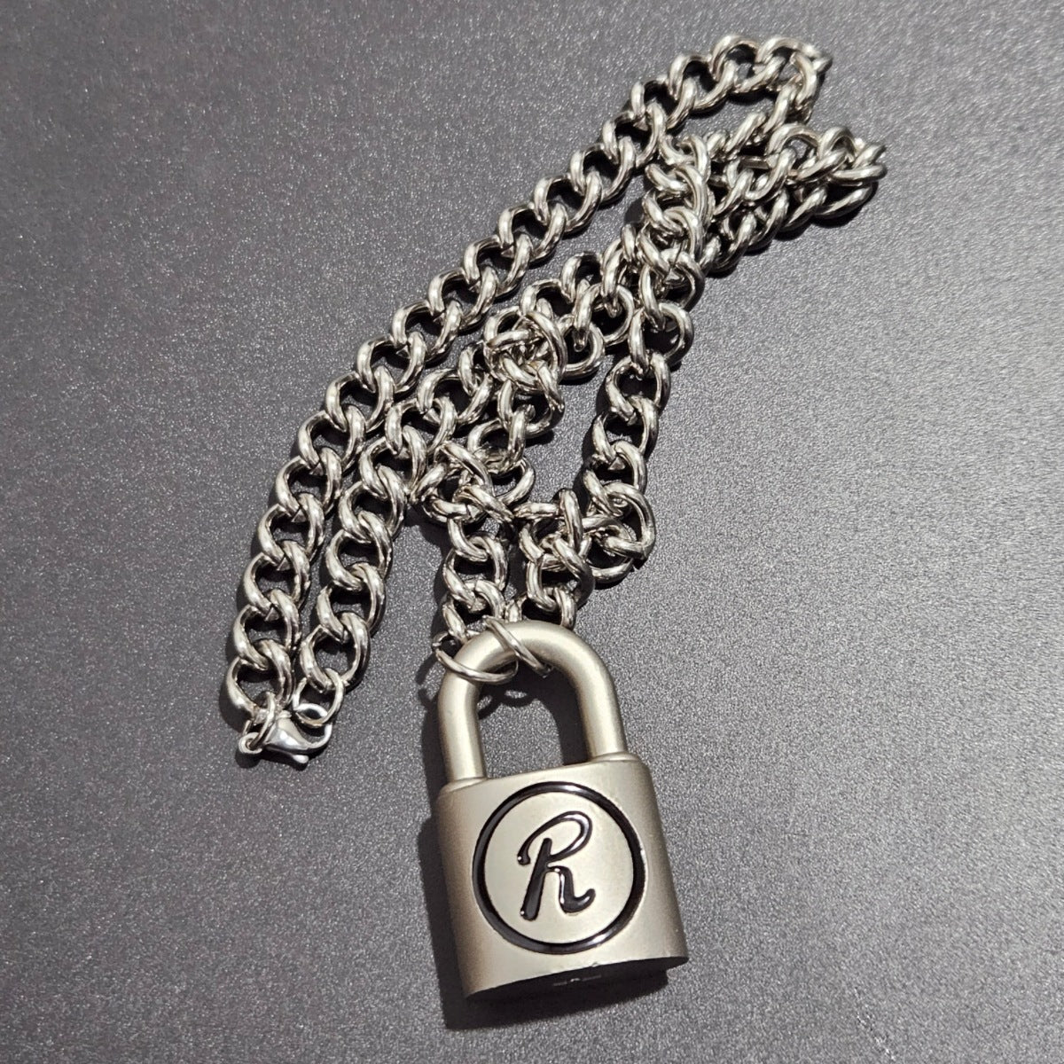 Men's Unlockable Matte Fog Sand Punk Vintage Necklaces