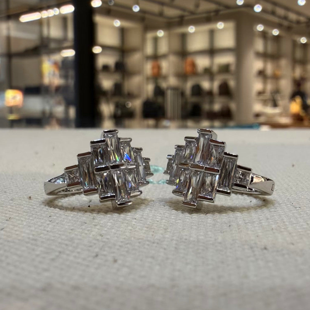 Luxury Square Diamond Dense Inlaid Geometric Female Design Sense Advanced Ring