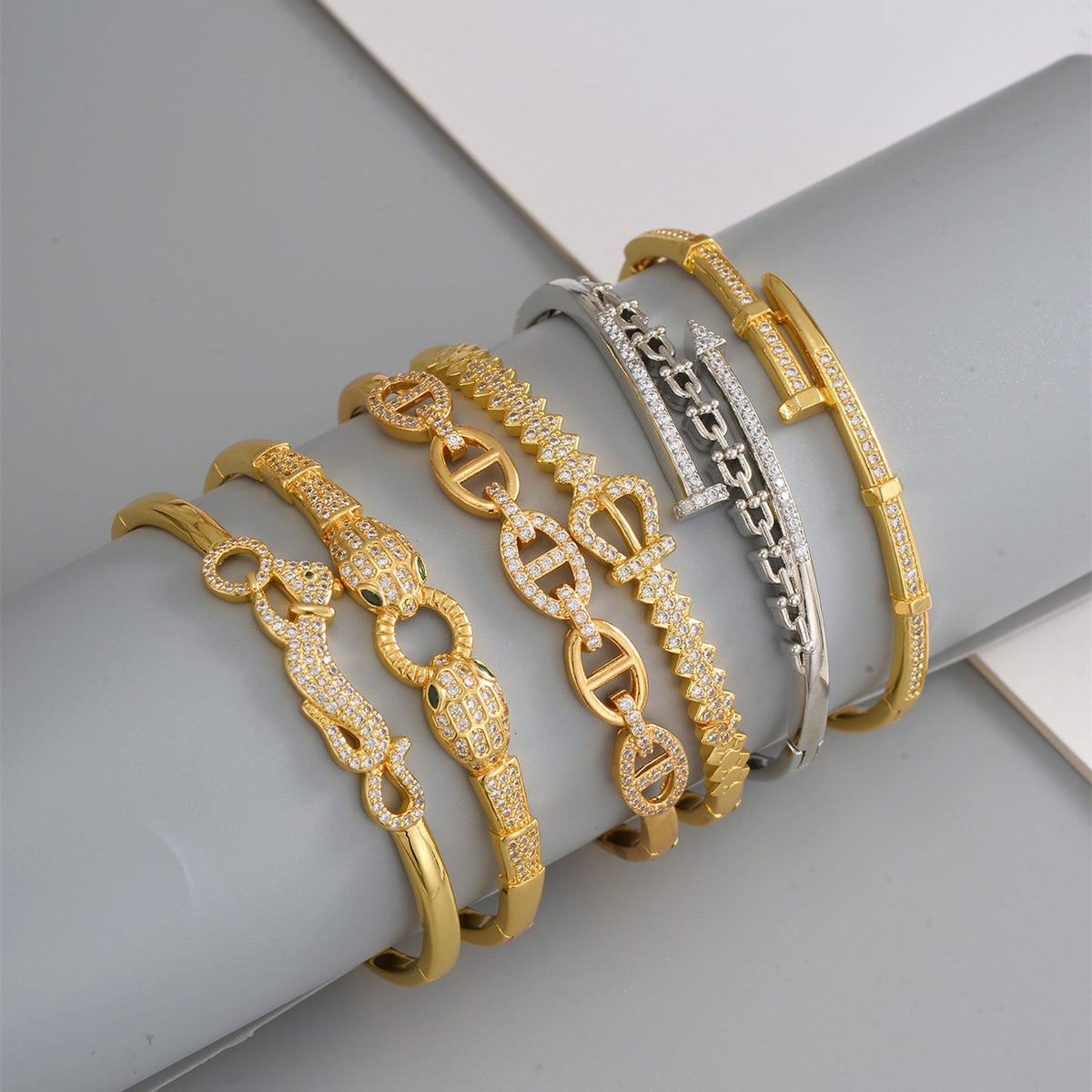 Women's Genuine Gold Electroplated Zircon Fashionable Simple Light Luxury Bracelet