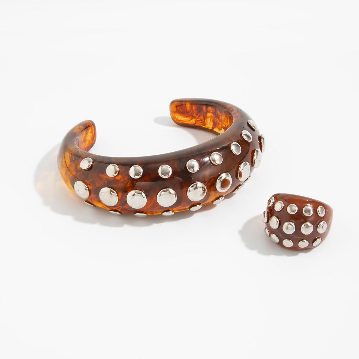 Style Blooming Rivet Open Resin Fashion Bracelet
