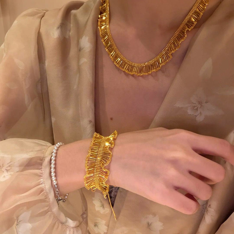 Lace Female Light Luxury Minority Design Sense Hollow Bracelet