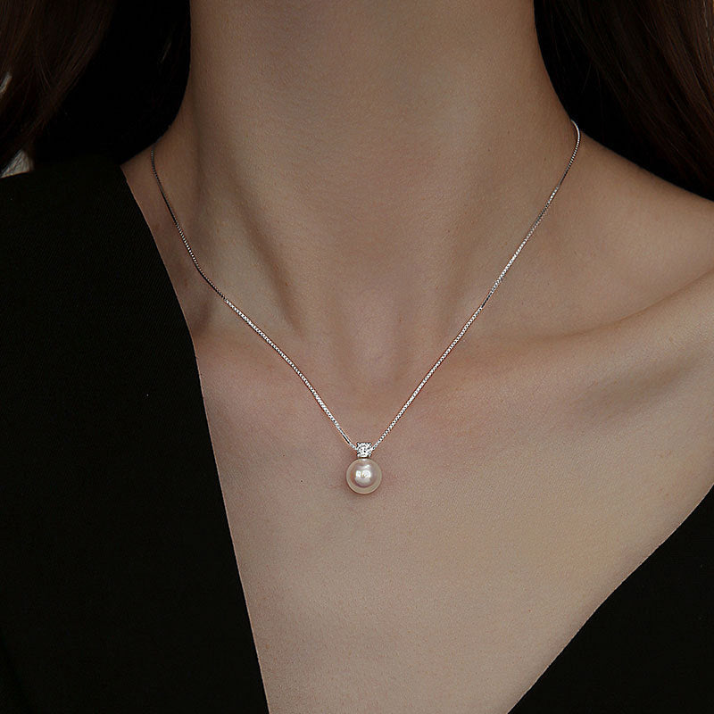 Women's Light Shell Pearl Elegant High Sense Joker Clavicle Chain Pendants