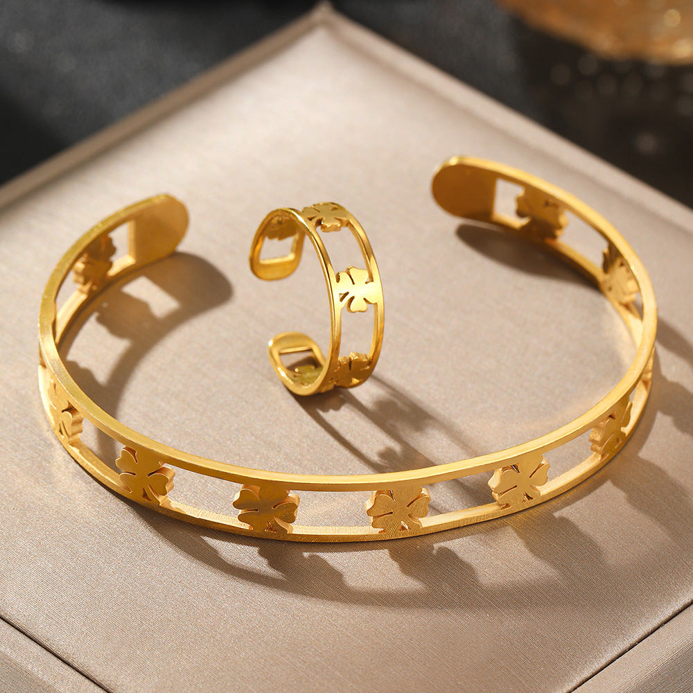 Women's Four-leaf Clover Gold-plated Hollow For Bracelet