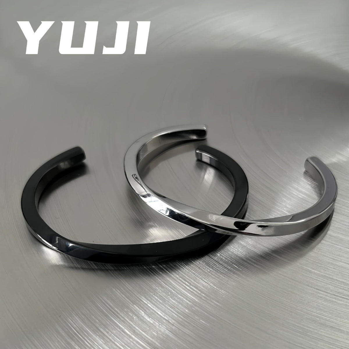 Classic Mobius Strip Personality Twist Line Design Titanium Bracelet