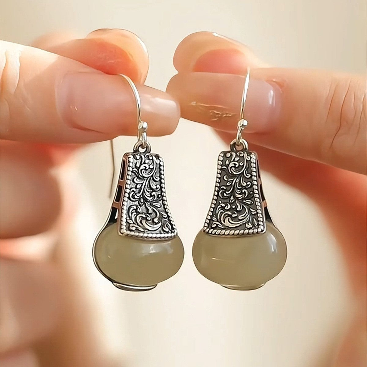 High Sense Small Chinese Ethnic Water Earrings