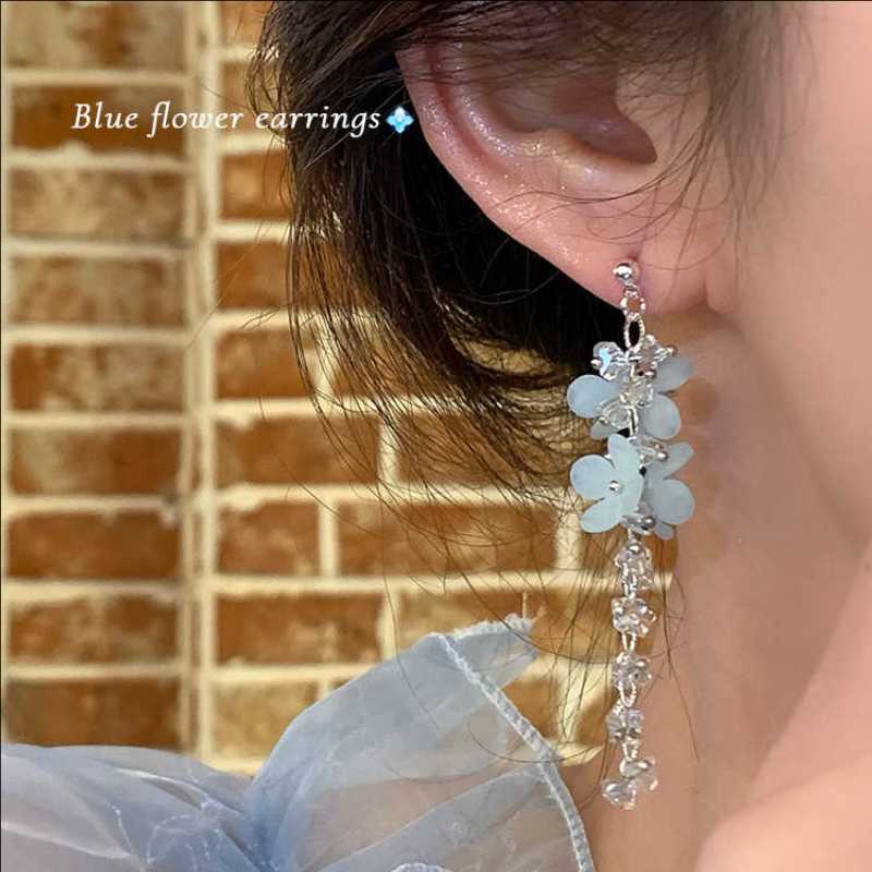 Women's Mint Mambo Blue Flower For Long Tassel Earrings