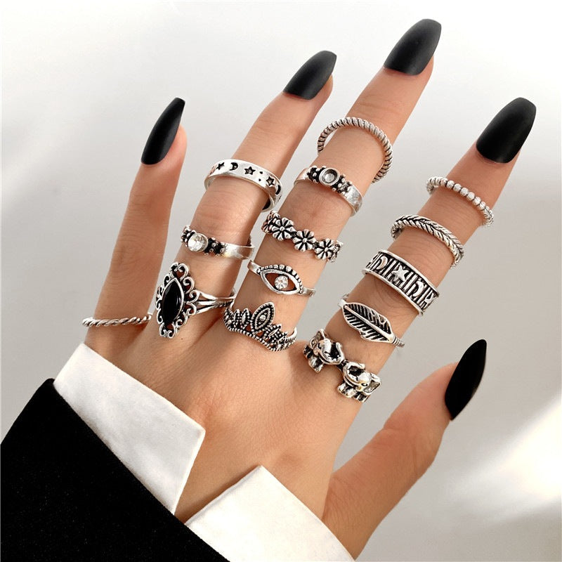 Alloy Chain Vintage Crying Face Poker Hollow Love Ring