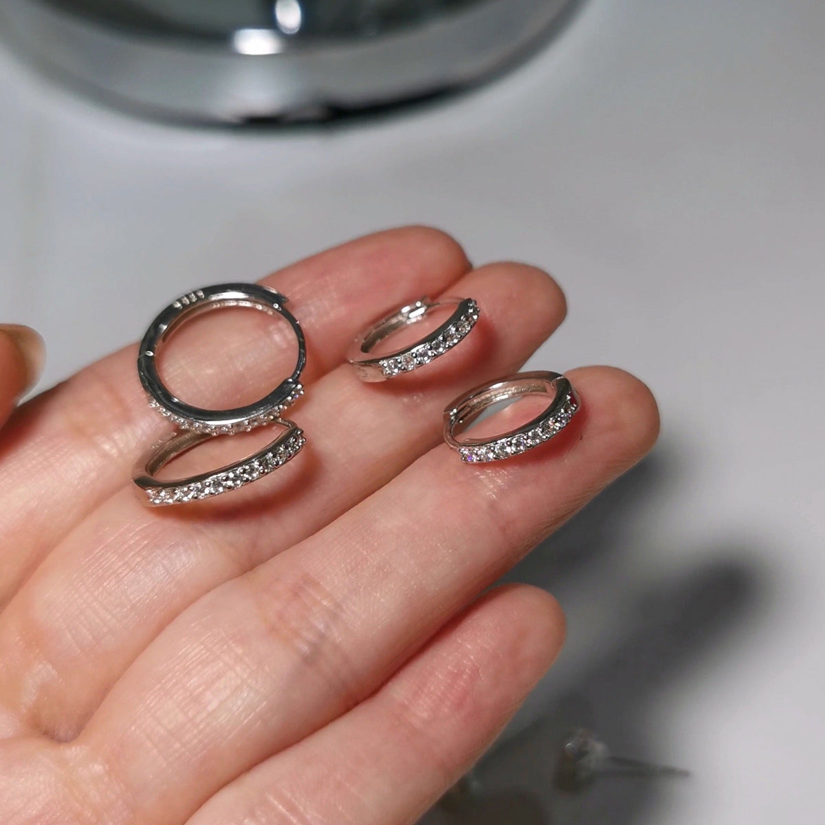 With Fashion Personality Graceful Ear Clip Fresh Earrings