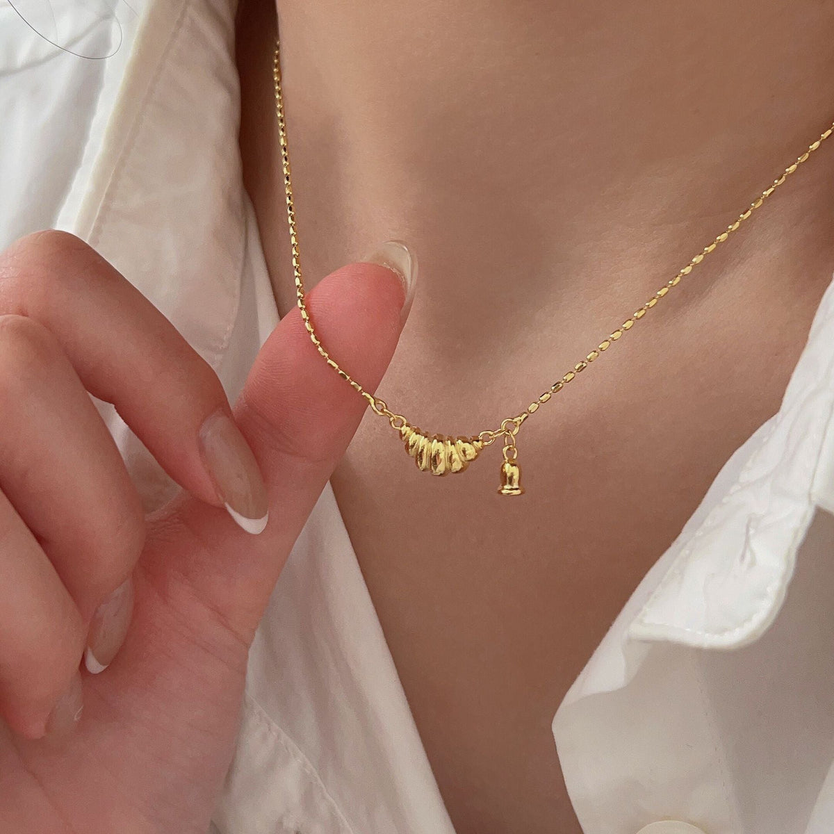 Sier Light Luxury Croissant Female Niche Necklaces