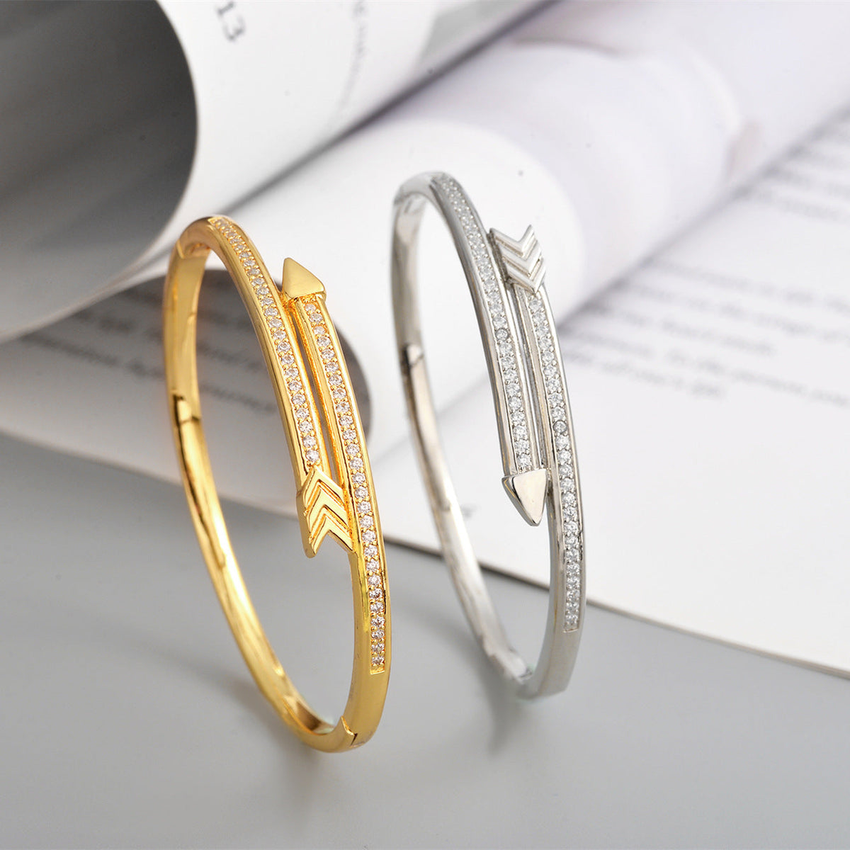 Women's Genuine Gold Electroplated Zircon Fashionable Simple Light Luxury Bracelet