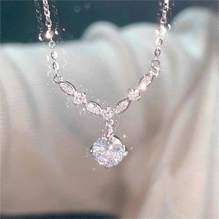 Dream Star River Female Temperament Wild Clavicle Chain Full Diamond Necklace