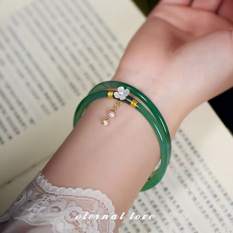 Women's Natural Chalcedony Jingle Bell One Step At Time Love Send Bracelet