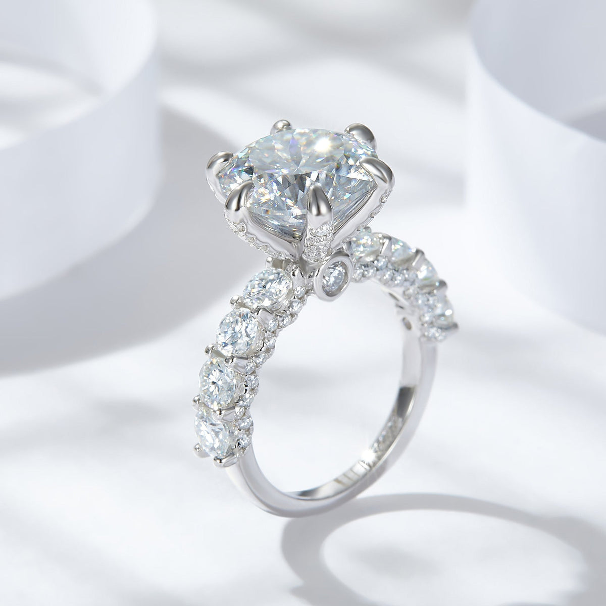Sparkle Burst Moissanite Ring – 5ct Center Stone with Brilliant Side Stones, Premium Silver Band