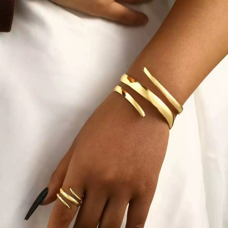 Trendy Exaggerated Metal Texture Glossy Female High Sense Niche Wide Bracelet