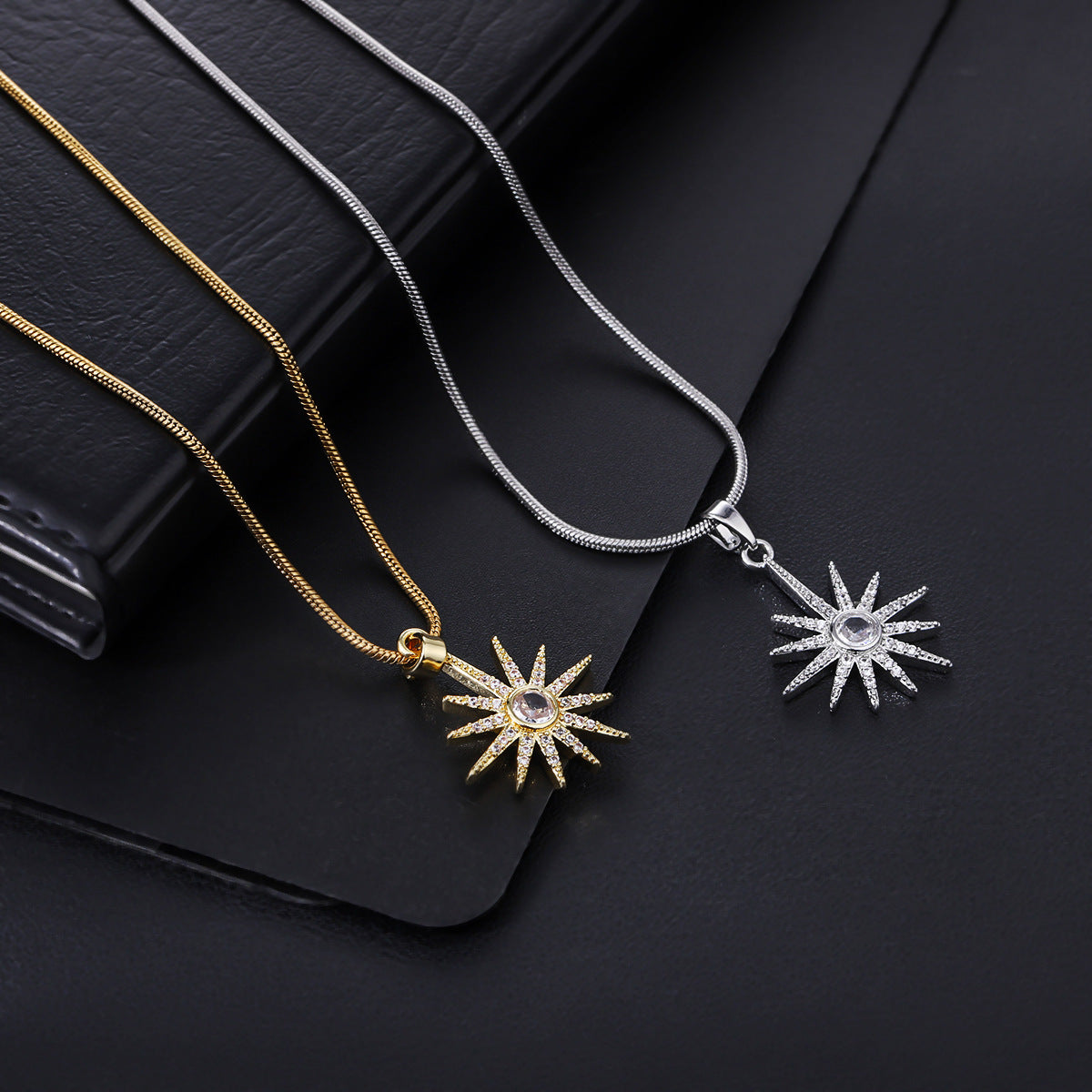 Full Diamond Niche Fashion Temperament Clavicle Chain Light Luxury Necklace