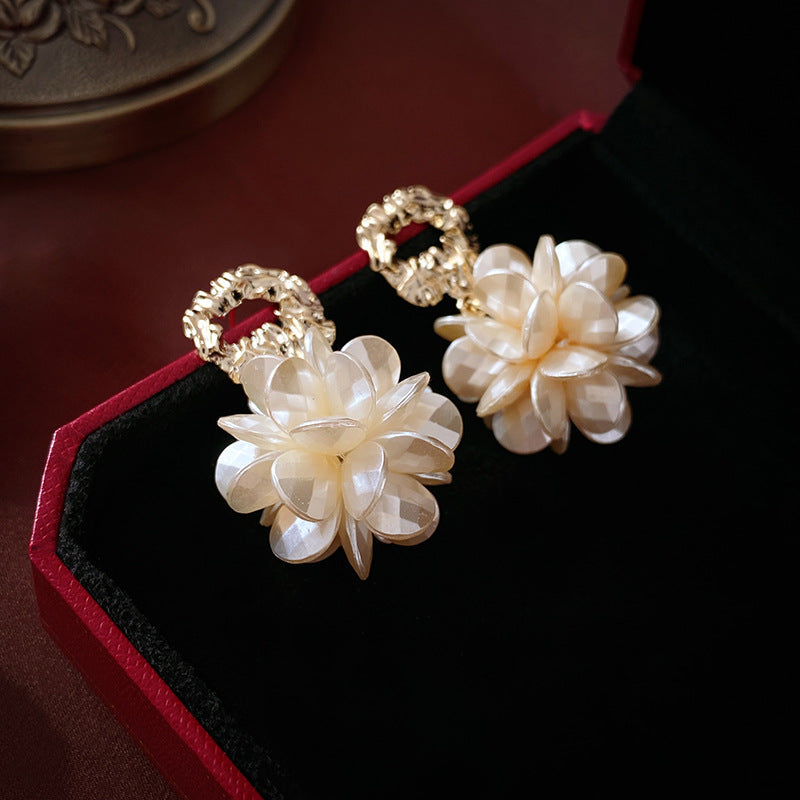 Women's Flower Sier Pin Simple Advanced Pleated Metal Temperament Petals Earrings