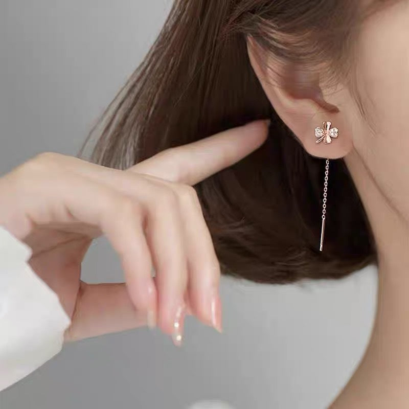 Women's Four Leaves Clover Tassel Niche Temperament Long Round Face Slimming Earrings