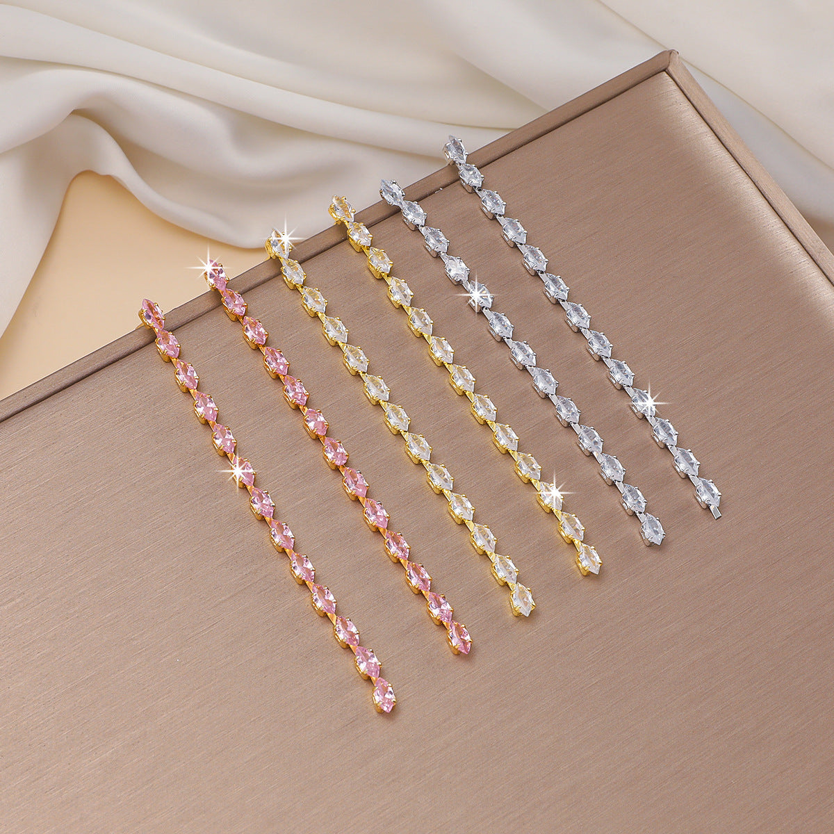 Design Temperament Entry Lux Niche Fashion Minimalism Zircon Stud Earrings
