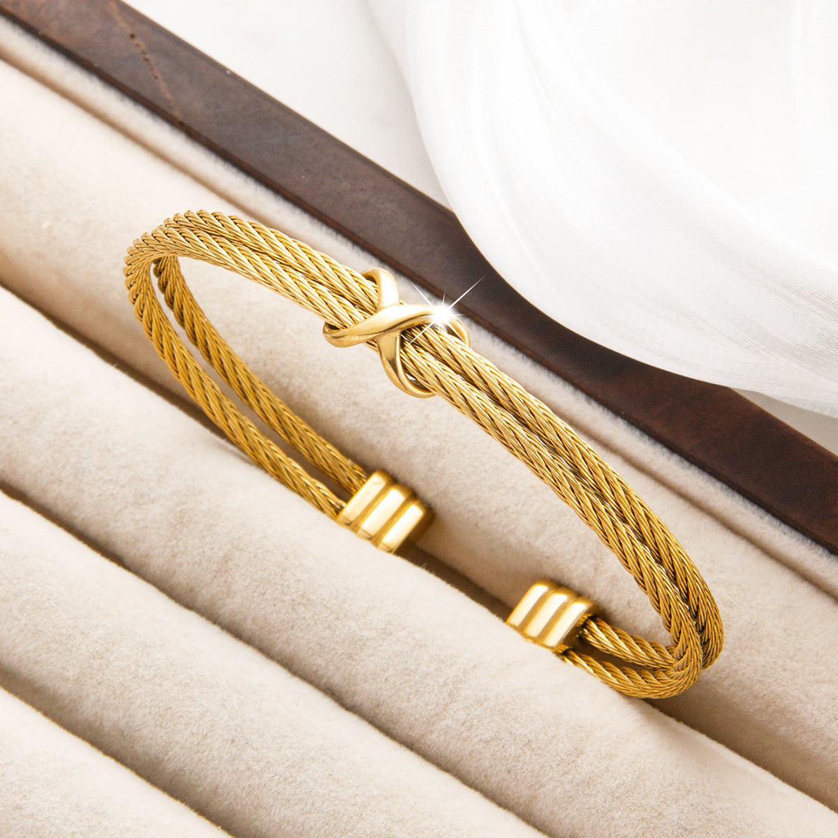 Gold Wire Rope Titanium Steel High-grade Bracelets