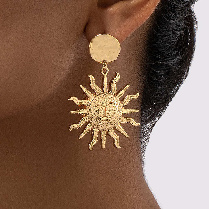 Women's Fashion Temperament Sun Holiday Party Gift Stud Earrings