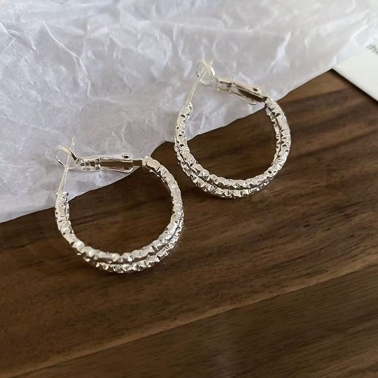 Plain Circle Round Auricular Needle Minority Fashion Elegant Unique Light Stud Earrings