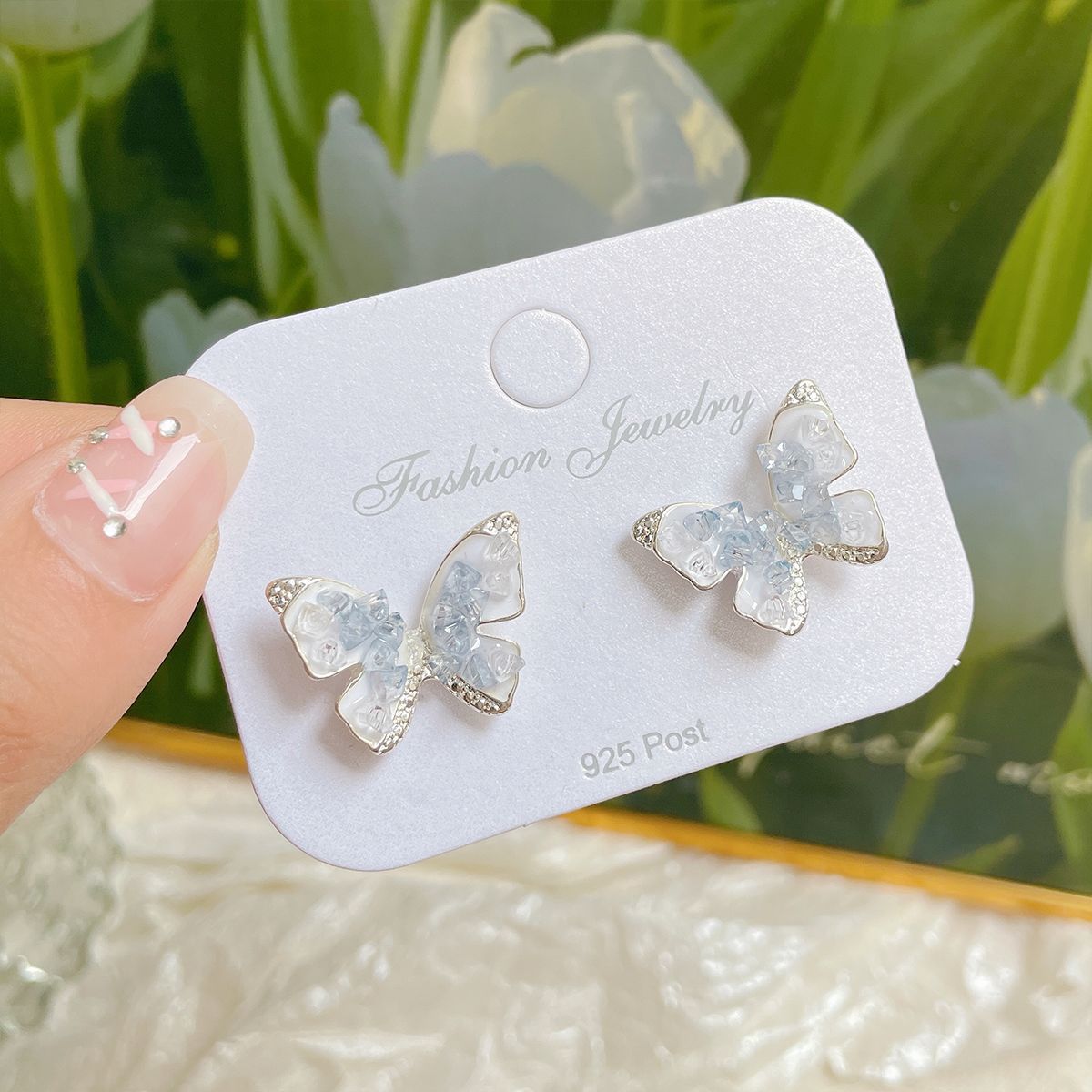 Women's Gradient Crystal Bow Sier Needle Light Luxury Pearl Butterfly Earrings