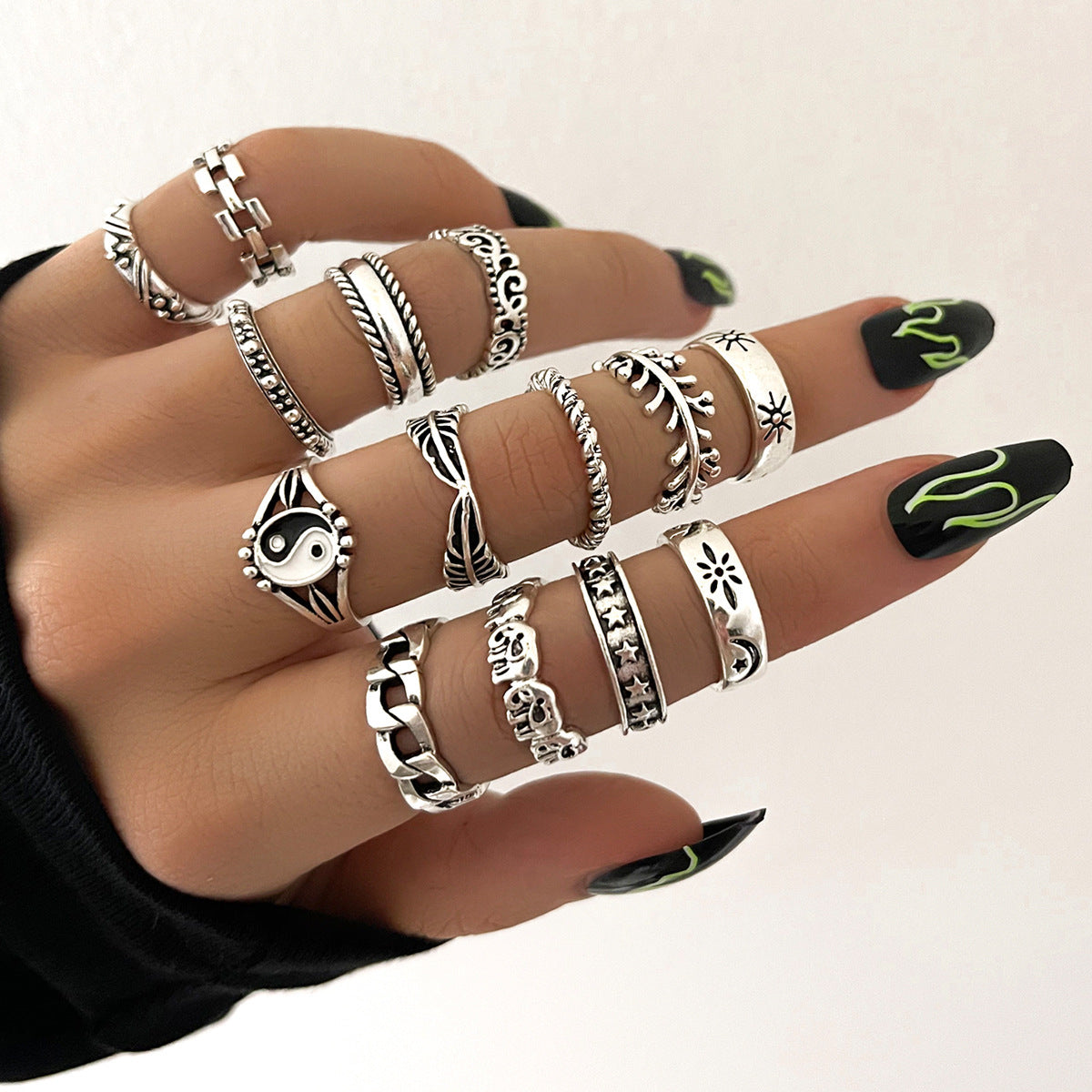 Alloy Chain Vintage Crying Face Poker Hollow Love Ring