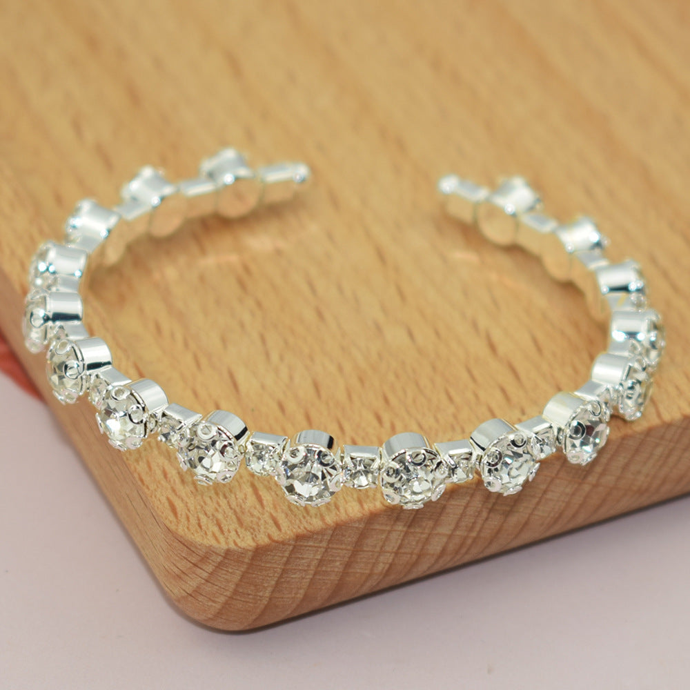 Pretty Exaggerated Personalized Temperament Female Row Bracelets