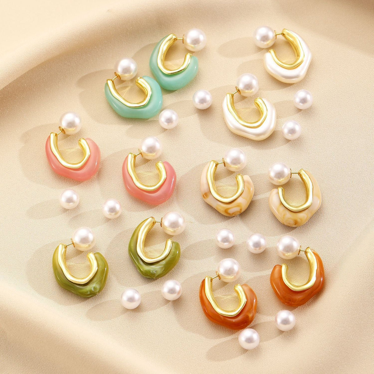 Women's Retro Geometric Metal Alloy Temperament Wild Rings
